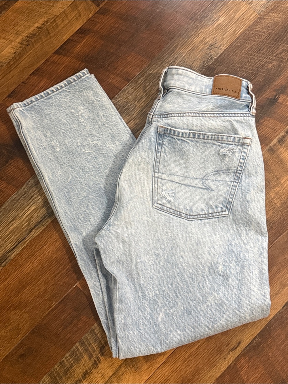 American Eagle 90s Boyfriend Distressed Jeans Light Wash Size 0
